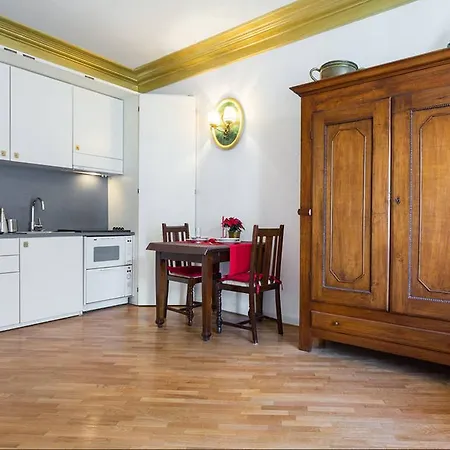 Apartman Imperial Res. Negresco Five Stars House *