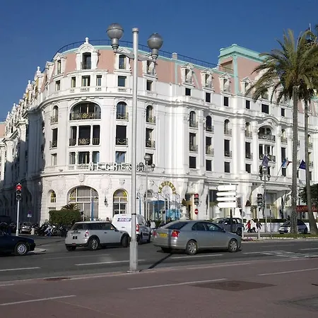 Imperial Res. Negresco Five Stars House * Ницца