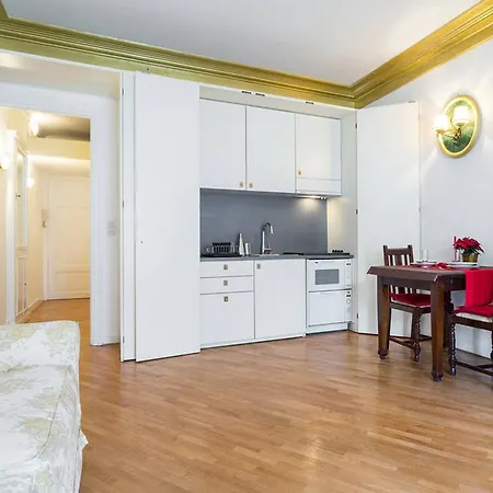 Apartment Imperial Res. Negresco Five Stars House