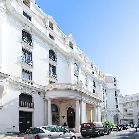 Imperial Res. Negresco Five Stars House * Ницца